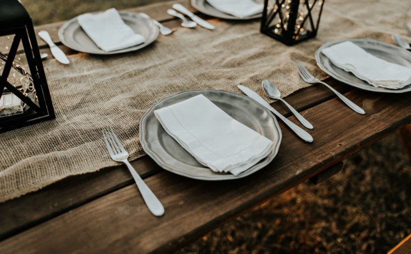 La décoration de table influencerait l’expérience culinaire